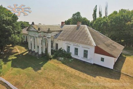 Палац Сулятицьких у Привітному (раніше Хрінівка)