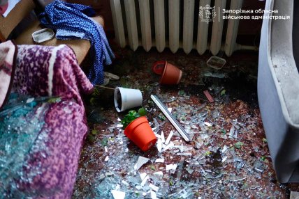Росіяни вдарили по житлових будинках у Запоріжжі 10 жовтня