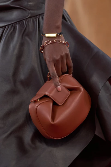 модний шкіряний клатч