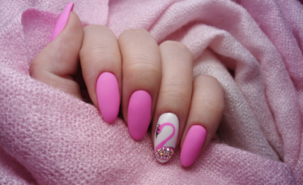 Модный маникюр на осень 2022