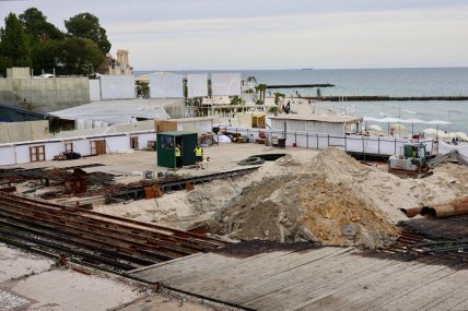 Кадри ремонту колектора в Аркадії / Геннадій Труханов