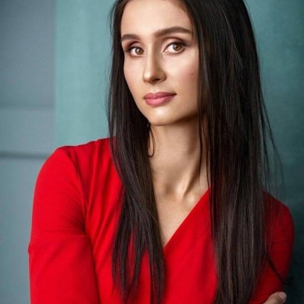 Акторка, а нині волонтерка Владислава Гаврилюк