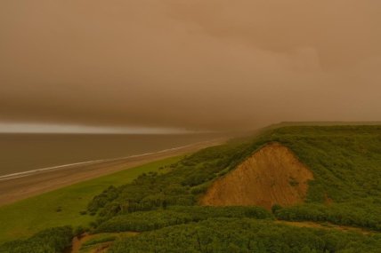 Репетиція кінця світу? Росію накриває повінь та виверження вулкана (фото, відео)