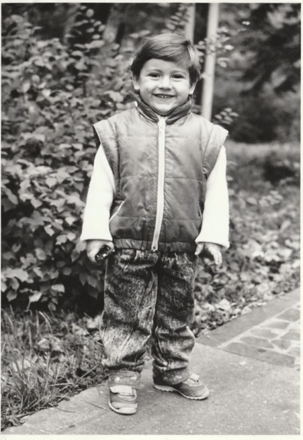 Дмитрйи Монатик в дестве