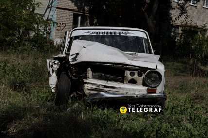 Знищений автомобіль у Краматорську.  Фото Ян Доброносов "Телеграф"