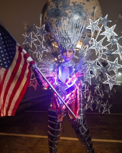 Р'Бонни Нола Габриэль