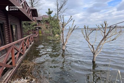Як піднялась вода на річці Інгулець