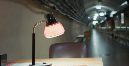 Довгі коридори бункеру на Банковій