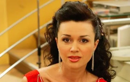 Анастасия Заворотнюк издевалась над украинским языком в сериале "Моя прекрасная няня"