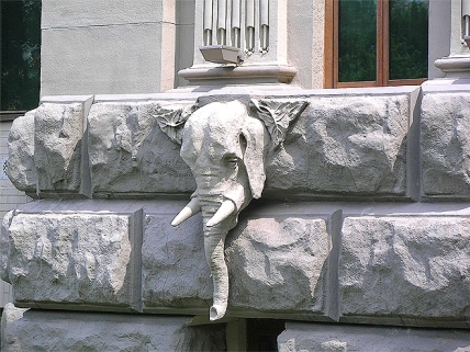 Куда пойти с ребенком на выходных 31 октября и 1 ноября: детская экскурсия по Печерску