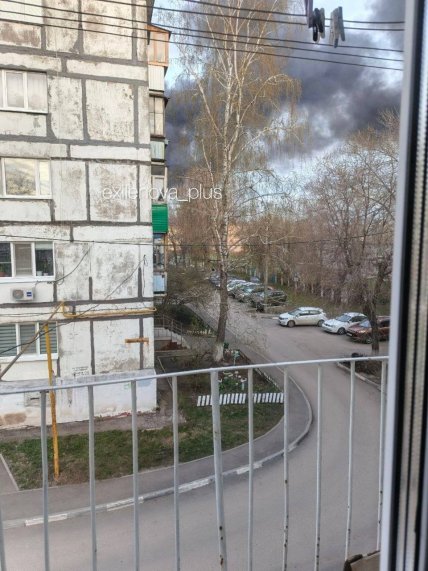 НПЗ у місті Новоуйбишевськ горить після атаки дронів