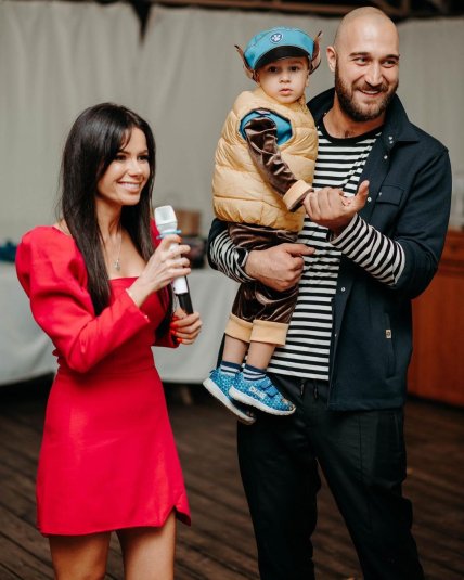 Аліна Шаманська чоловік Руслан Ханумак