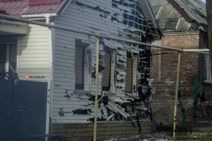 Разбитые жилые дома в Бахмуте