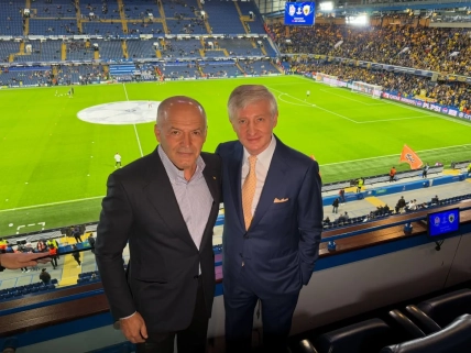 Ахметов та Пінчук на матчі Шахтаря