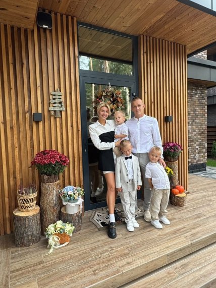 Иван Петряк с семьей