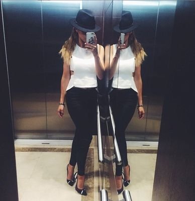 Анна Седакова показала фото из нового клипа