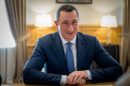 Олексій Чернишов міністр