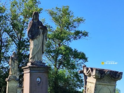 польское кладбище в Струсове фото