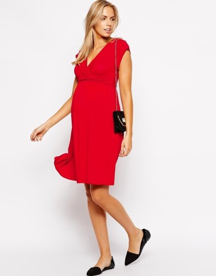 платья для беременной алое