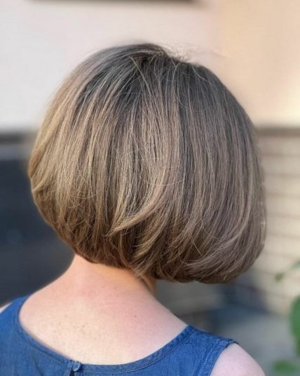 прическа Градуированное каре