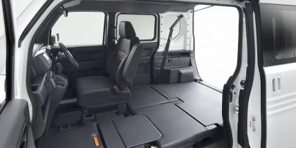 Салон Honda N-Van