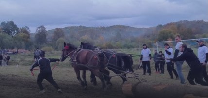 Фестиваль селі Білі Ослави