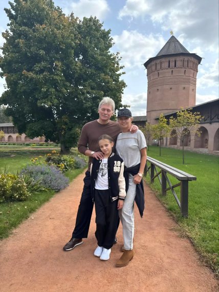 Песков дочь Надежда Пескова мать Татьяна Навка