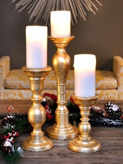 Удивительные золотистые подсвечники