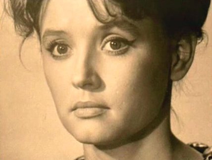 віра алентова