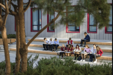 Двор Гимназии А плюс