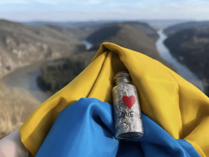 Прах военного Кости Стамбула развеяли в 14 странах мира