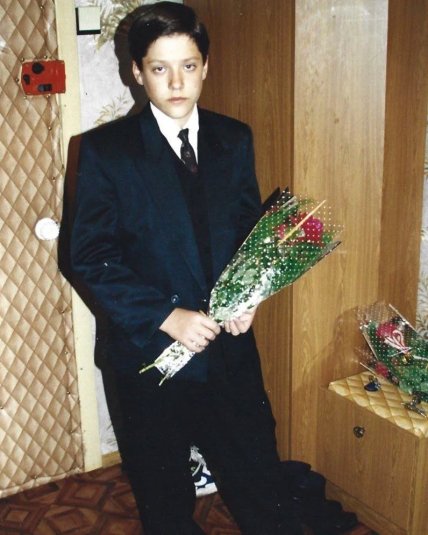 Роман Попов в юності