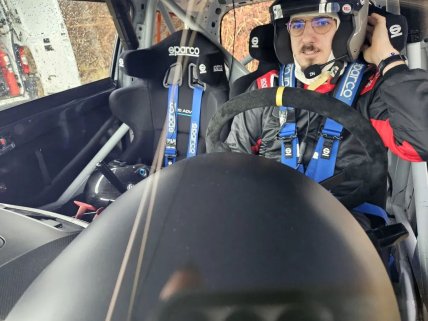 Матей Луческу під час гонки