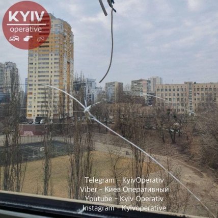Киев_окна_обстрел_1
