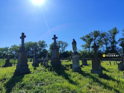 польское кладбище в Струсове фото