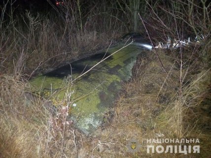 Цистерна, врытая в землю