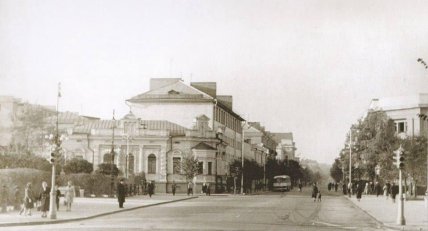 Покровская площадь Сумы старые фото