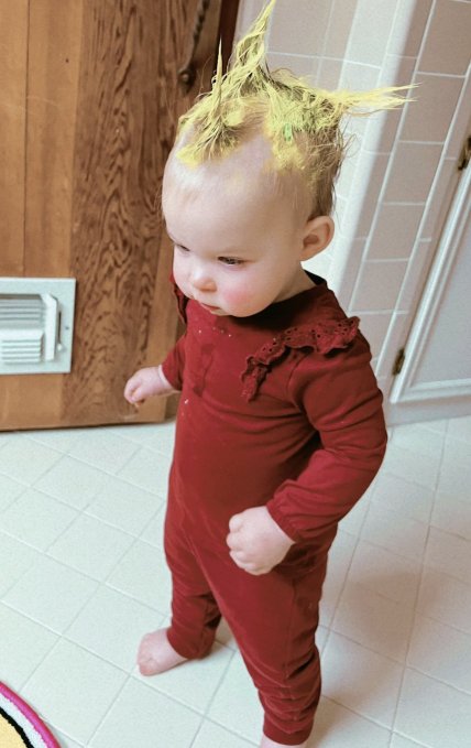 Донька Ілона Маска Екза