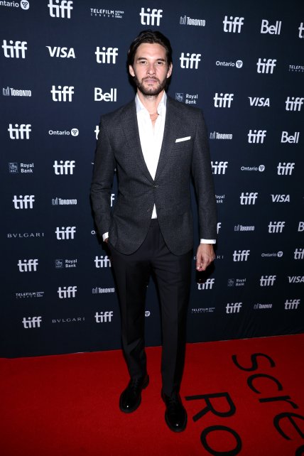 Бен Барнс на красной дорожке