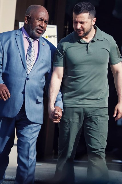 Азали Ассумани и Владимир Зеленский