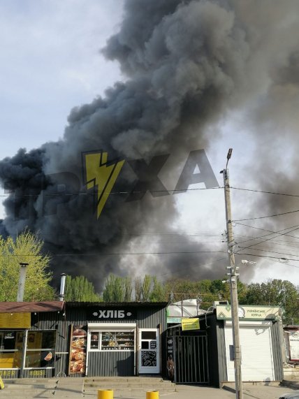 Пожар в Запорожье после удара КАБа