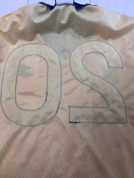 Футболка збірної України на аукціоні