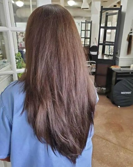 модная многослойная стрижка 2023