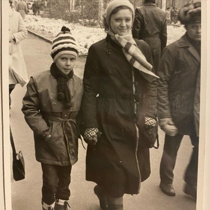 Ольга Ломоносова у дитинстві