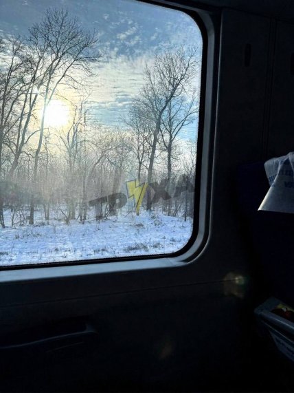 Остановился поезд Харьков-Киев