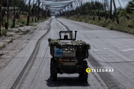 Безпілотна наземна роботизована машина у Дружківці. Фото: Ян Доброносов "Телеграф"