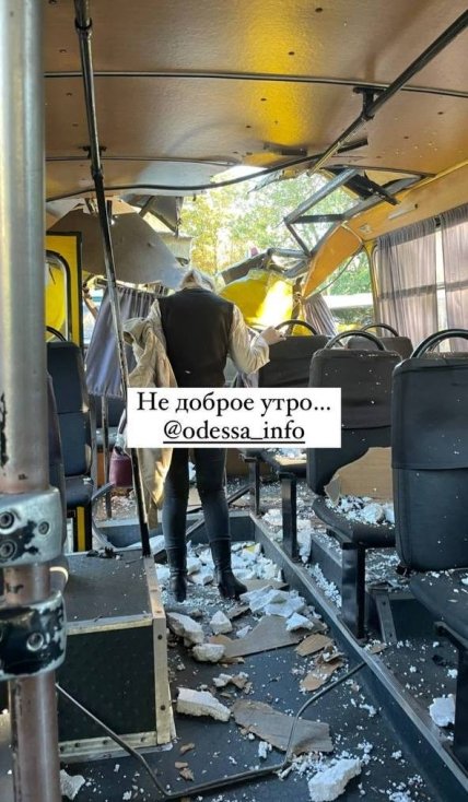 На Добровольського в Одесі зіткнулися маршрутки та автокран 19.09.2022