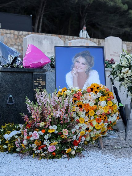 Брижит Бардо могила во Франции