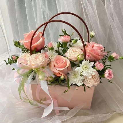 Корзина с цветами