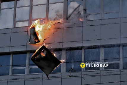 Пожежа у медцентрі Добробут у Києві на Олімпійській